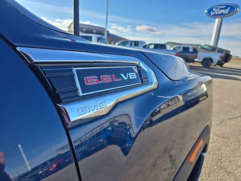 Used 2022 GMC Sierra 2500 SLE w/ X31 Off-Road Package image 13