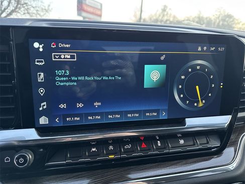 Used 2024 Chevrolet Silverado 1500 LT image 16