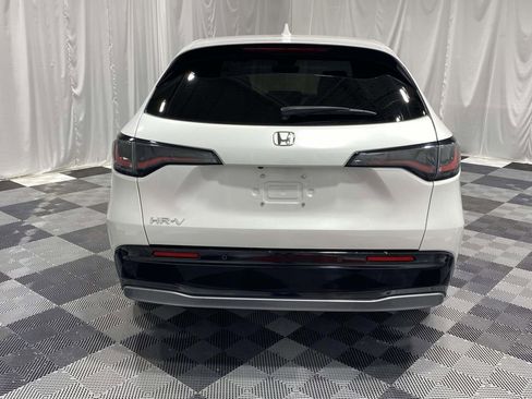 Used 2024 Honda HR-V EX-L image 3