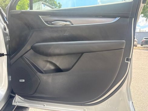 Used 2019 Cadillac XT5 Premium Luxury AWD/4WD image 32