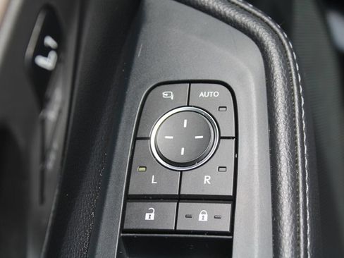 Used 2024 Toyota Grand Highlander AWD Hybrid image 22