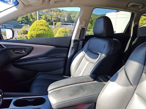 Used 2024 Nissan Murano SV w/ SV Midnight Edition Package image 28