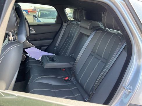 Used 2021 Land Rover Range Rover Velar R-Dynamic S image 21