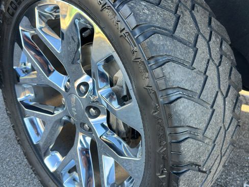 Used 2022 GMC Sierra 1500 SLT image 6