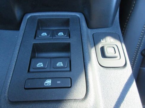 New 2025 Ford Bronco Badlands image 30