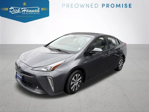 Used 2020 Toyota Prius LE AWD/4WD image 1