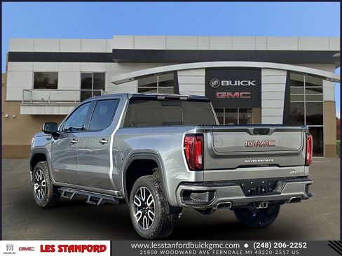 Used 2021 GMC Sierra 1500 AT4 w/ AT4 Preferred Package image 4