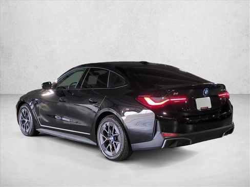 Used 2023 BMW i4 eDrive35 RWD image 8