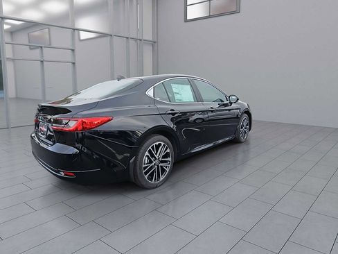 New 2026 Toyota Camry XLE image 8