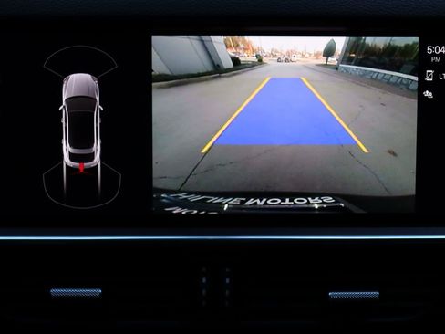 Used 2022 Porsche Cayenne Platinum Edition image 27