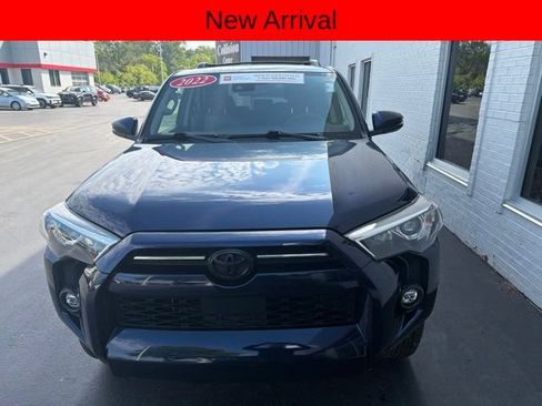 Used 2022 Toyota 4Runner SR5 Premium w/ Moonroof Package AWD/4WD image 1