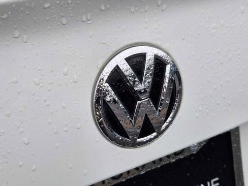 Used 2020 Volkswagen Jetta SEL Premium image 17