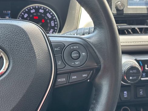 Used 2019 Toyota RAV4 XLE w/ Convenience Package AWD/4WD image 23