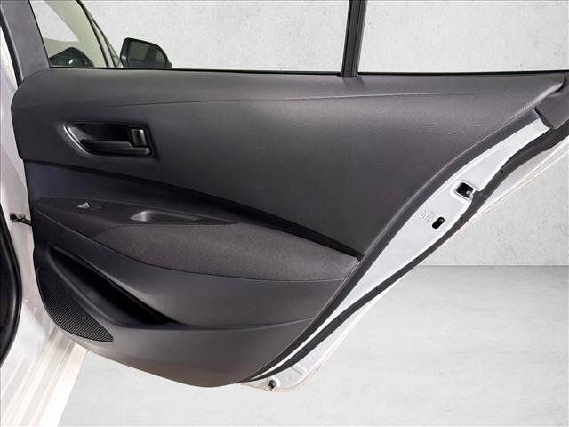 Used 2025 Toyota Corolla LE w/ Convenience Package FWD image 16