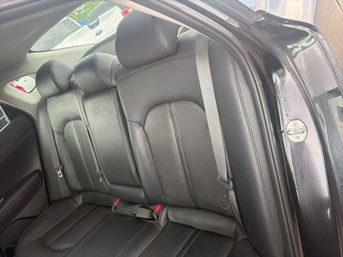 Used 2020 Kia Optima SE FWD image 21