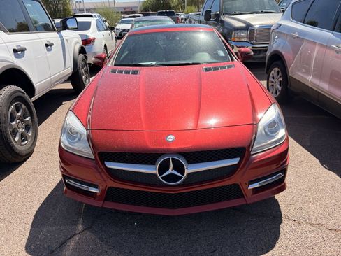 Used 2015 Mercedes-Benz SLK 350 image 2