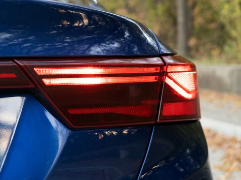 Used 2023 Kia Forte LXS w/ LXS Technology Package image 14