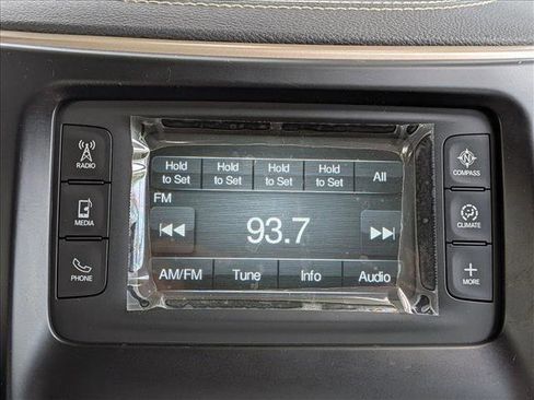 Used 2014 Jeep Cherokee Sport w/ Cold Weather Group AWD/4WD image 12