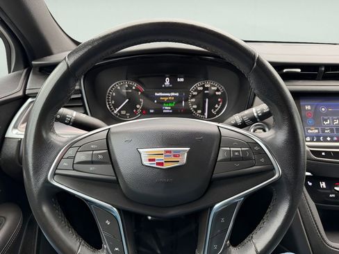 Used 2023 Cadillac XT5 Luxury FWD image 21