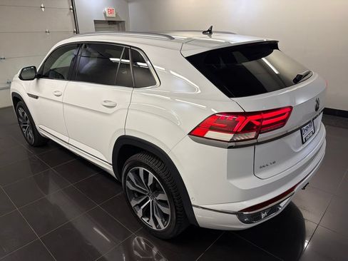 Used 2020 Volkswagen Atlas Cross Sport SEL Premium R-Line AWD/4WD image 4