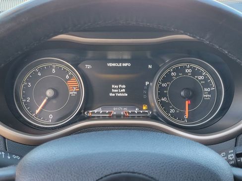 Used 2018 Jeep Cherokee Limited image 7