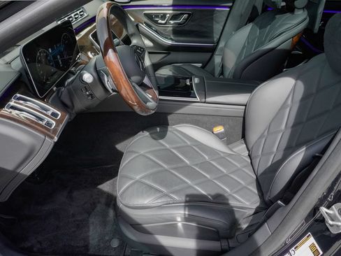 Used 2025 Mercedes-Benz Maybach S 680 4MATIC image 19