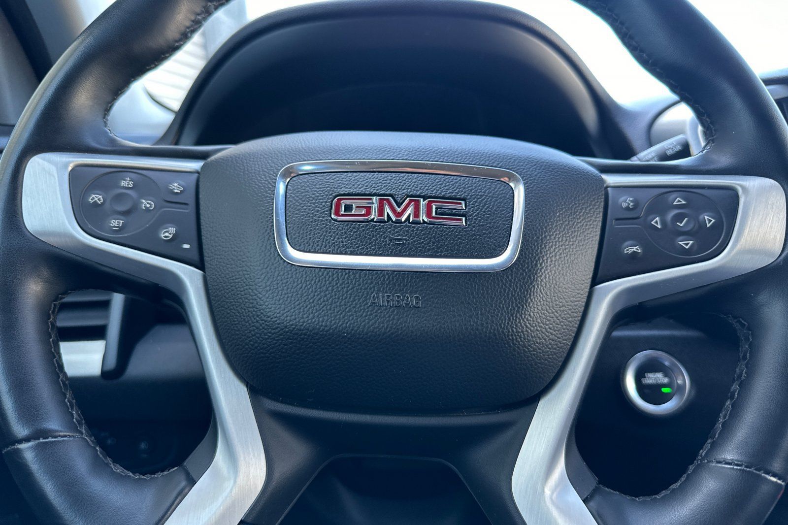 Used 2023 GMC Terrain SLT AWD/4WD image 23