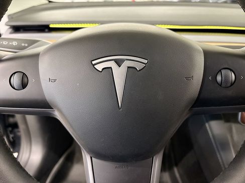Used 2023 Tesla Model 3 Standard Range RWD image 19