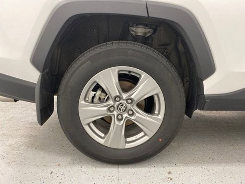 Used 2025 Toyota RAV4 XLE w/ Convenience Package image 7