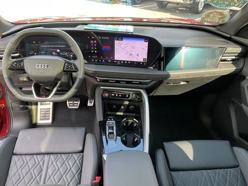 Used 2025 Audi SQ5 Prestige AWD/4WD image 4