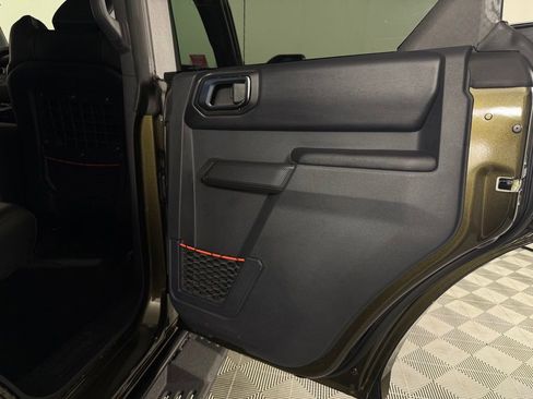 Used 2025 Ford Bronco Raptor AWD/4WD image 31