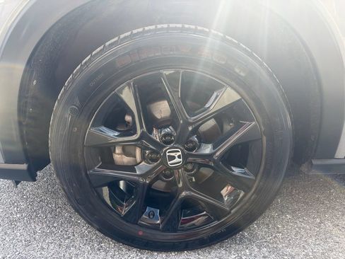 Used 2023 Honda HR-V Sport image 10