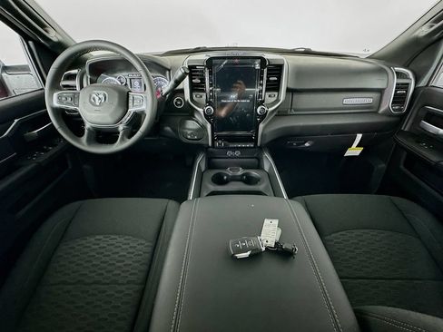 New 2026 RAM 2500 Big Horn AWD/4WD image 9