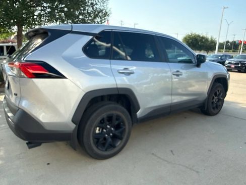 Used 2025 Toyota RAV4 LE FWD image 13