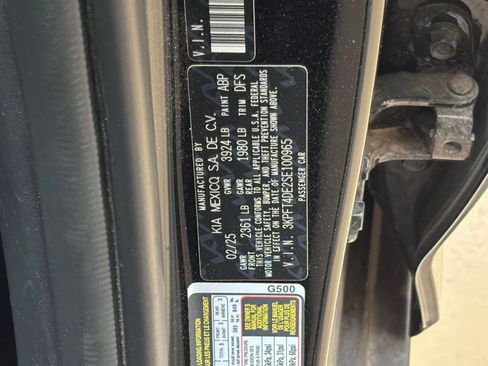 Used 2025 Kia K4 FWD image 28