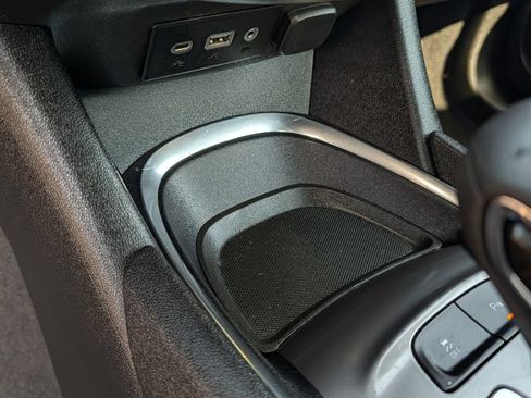Used 2024 Chevrolet Malibu LT FWD image 21