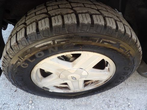 Used 2003 Chevrolet TrailBlazer LTZ image 16