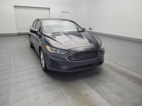 Used 2020 Ford Fusion SE FWD image 13