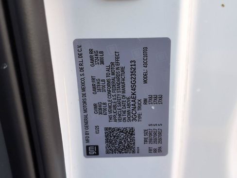Used 2025 Chevrolet Silverado 1500 W/T w/ WT Value Package RWD image 14