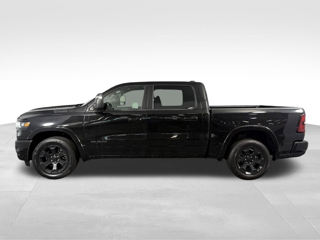 Used 2025 RAM 1500 Big Horn AWD/4WD image 9