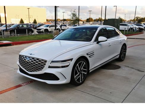 Used 2025 Genesis G80 2.5T Advanced image 3