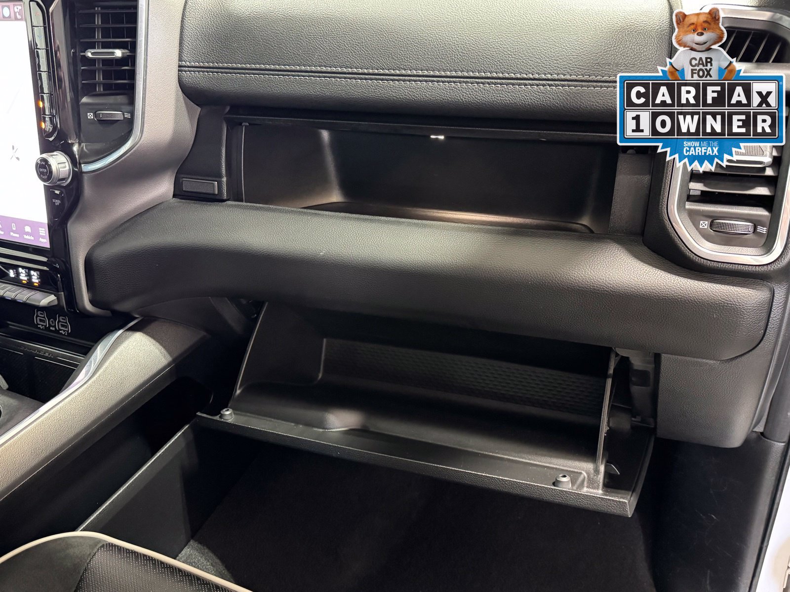 Used 2025 RAM 1500 Laramie AWD/4WD image 55
