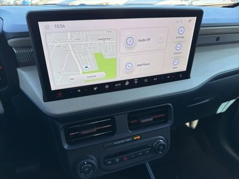 New 2026 Ford Maverick Lariat image 12