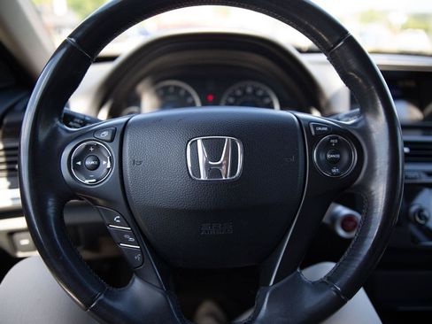 Used 2013 Honda Crosstour EX-L image 11