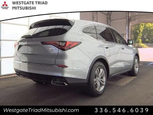 Used 2023 Acura MDX SH-AWD image 4