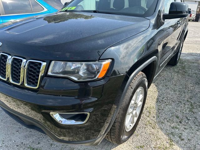 Used 2018 Jeep Grand Cherokee Laredo AWD/4WD image 11