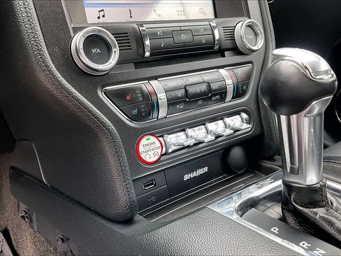 Used 2016 Ford Mustang Premium RWD image 35
