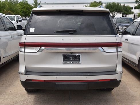 Certified 2022 Lincoln Navigator Reserve AWD/4WD image 7