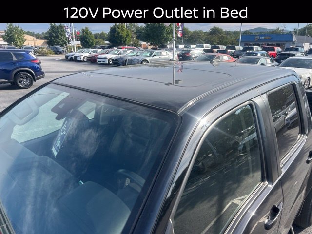 Used 2022 Nissan Frontier SV w/ SV Premium Package AWD/4WD image 11