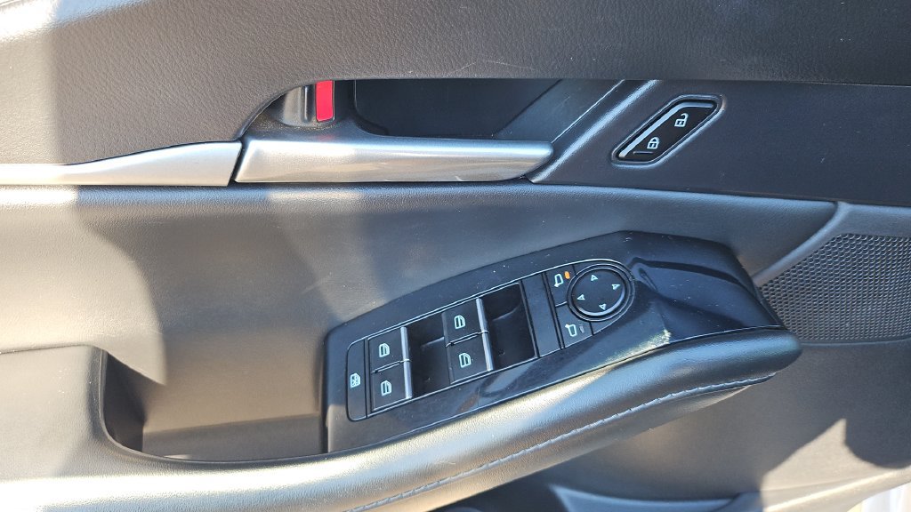 Used 2024 MAZDA CX-30 AWD 2.5 S w/ Select Sport Pkg image 3